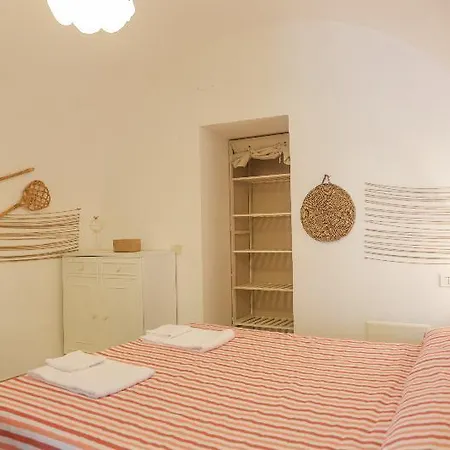 Gasthuis Masseria Luce 2*
